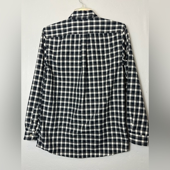 Vineyard Vines Black and White Plaid Shirt - Picture 5 of 5